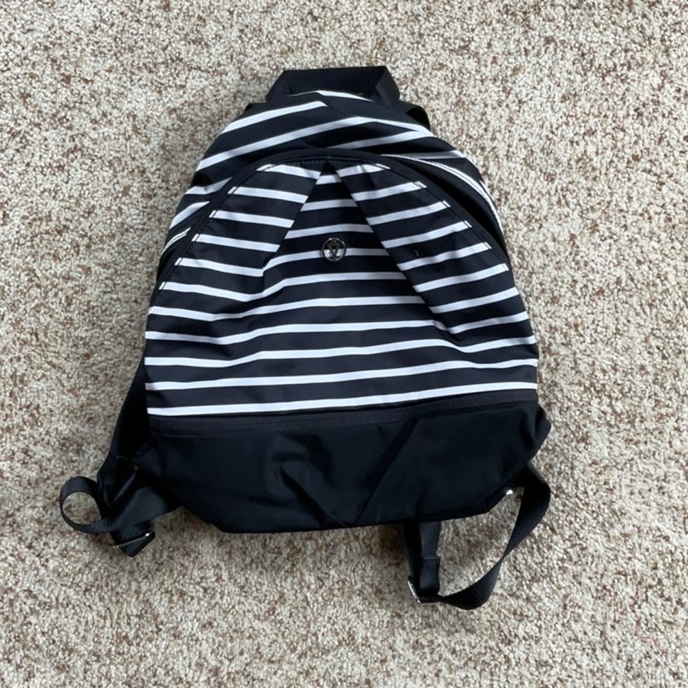 Iviva backpack purse